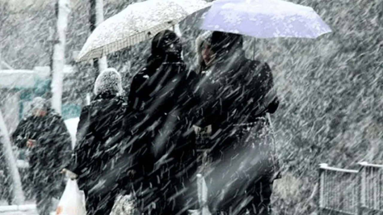 Meteoroloji İstanbul için saat vererek uyardı! Güneşli havaya aldanmayın | 6 Nisan hava durumu