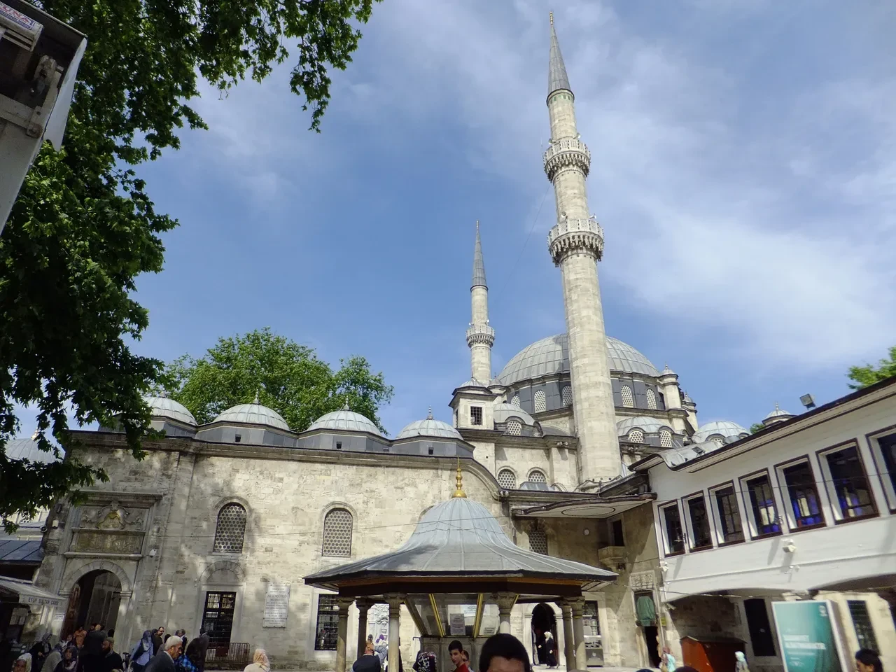 Eyüp Sultan Camii: Tarihin ve imanın buluştuğu nokta