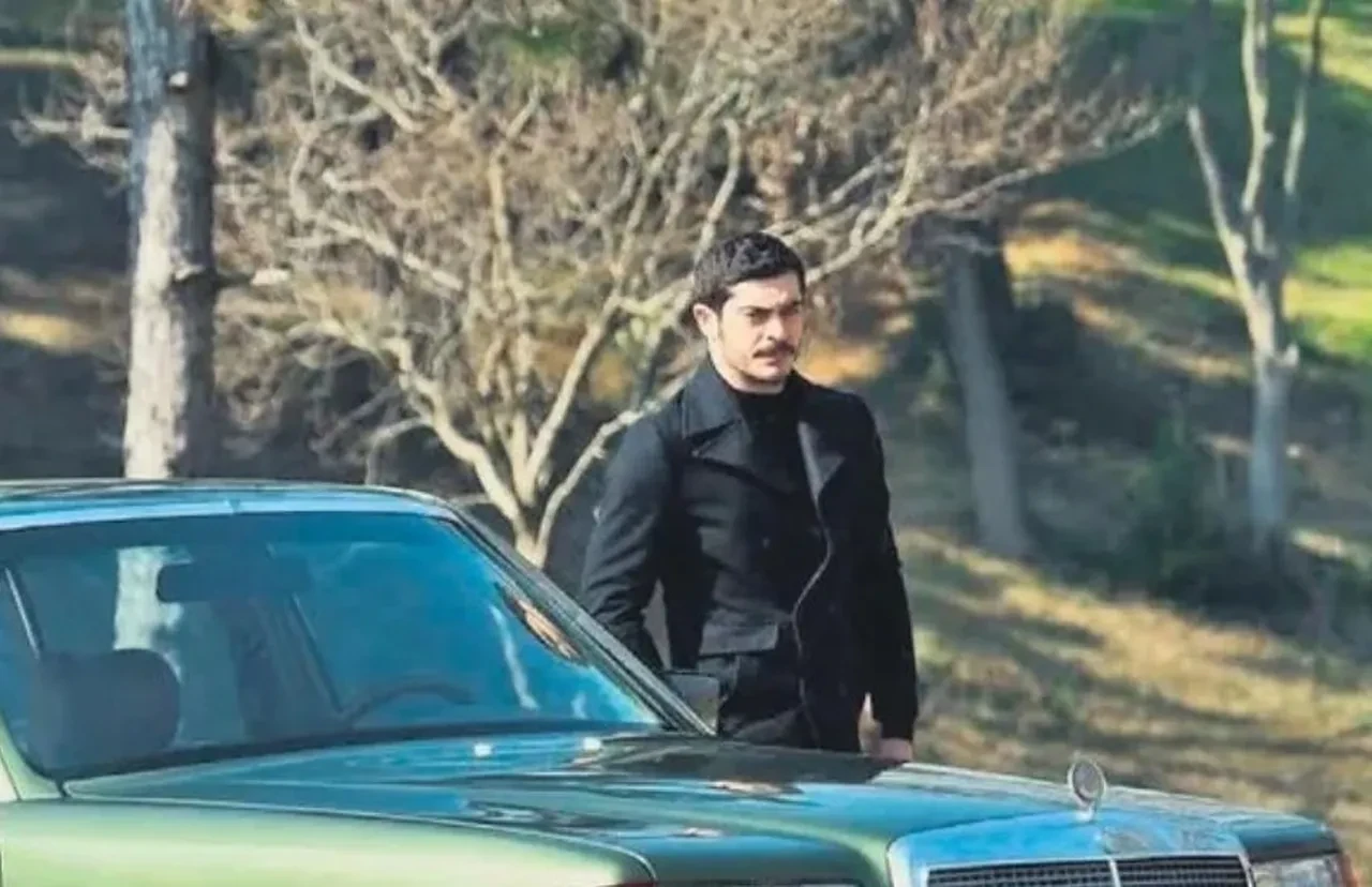 Maraşlı dizisiyle meşhur olan otomobil satışa çıktı! Fiyatı bir gecede fırladı 