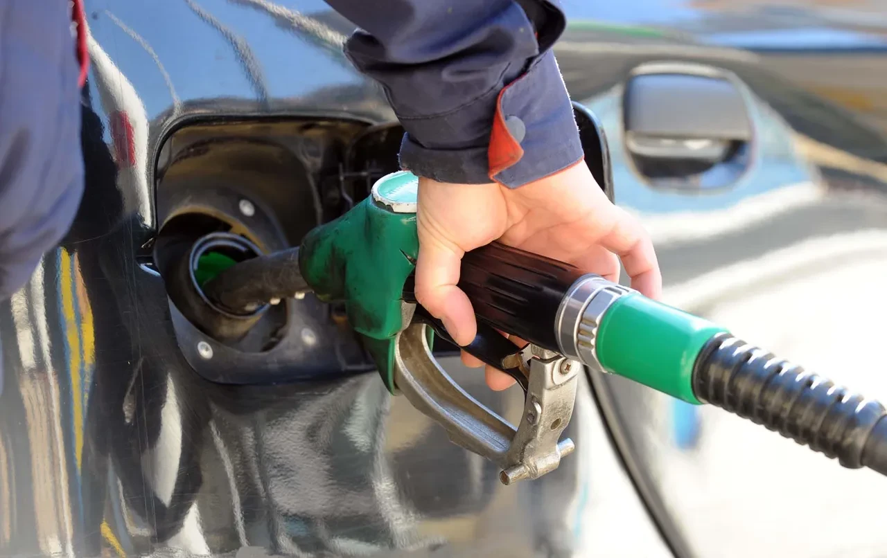 Petrol fiyatlarında sert düşüş: Küresel durgunluk endişesi artıyor