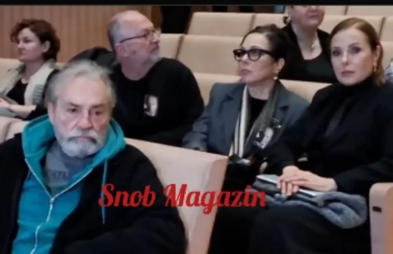 Ahmet Levendoğlu son yolculuğuna uğurlanıyor! Oktay Kaynarca, Haluk Bilginer, Zuhal Olcay duygusal anlar yaşadı