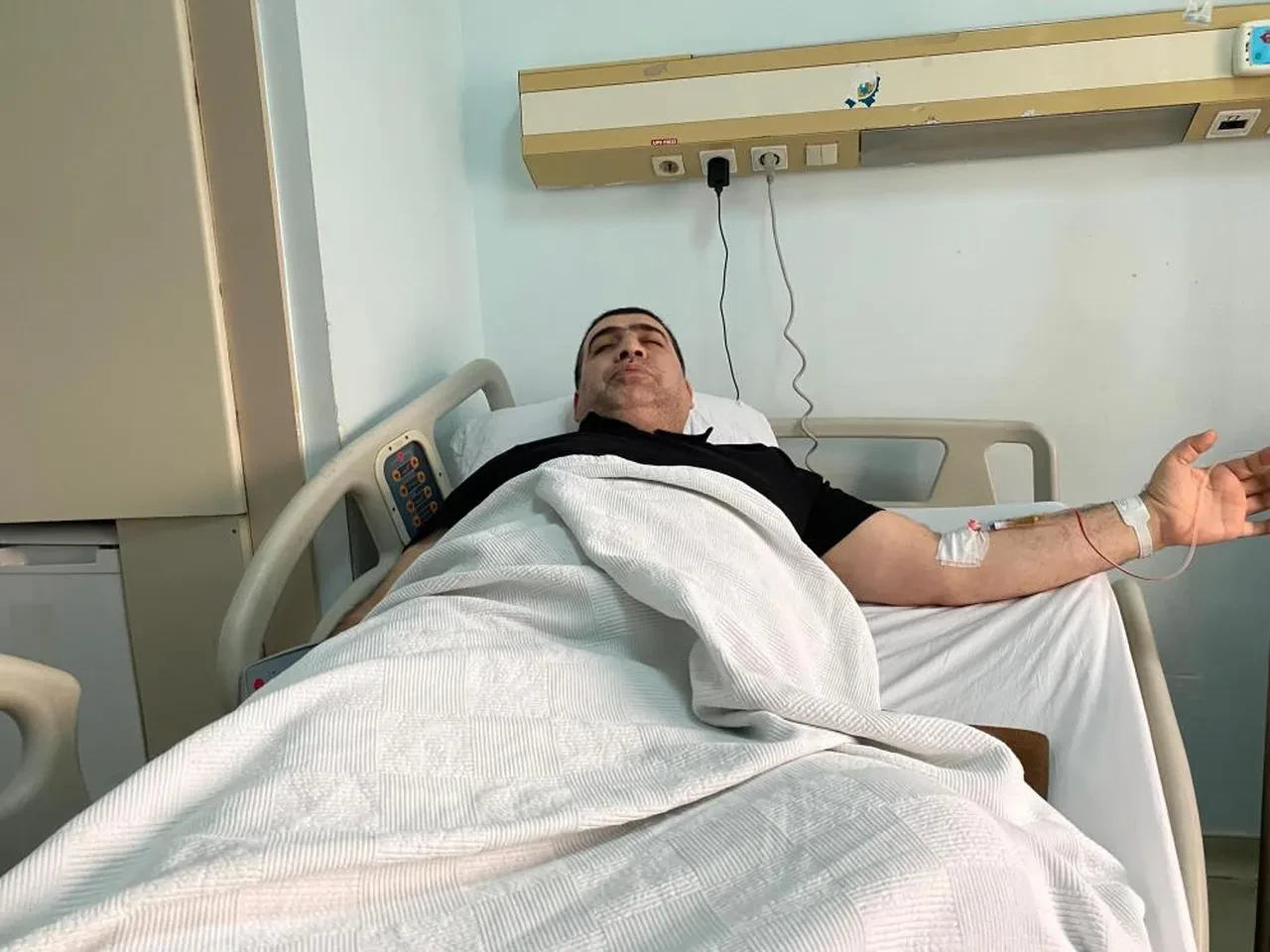 Tavuk döner faciası! Tekrar tedaviye alınan vatandaş böyle isyan etti: Bir dürüm yedik ne hallere düştük?