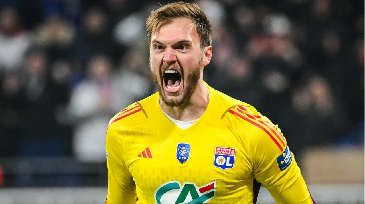 Trendyol Süper Lig’de kaleci savaşı! İki ezeli rakip de talip oldu