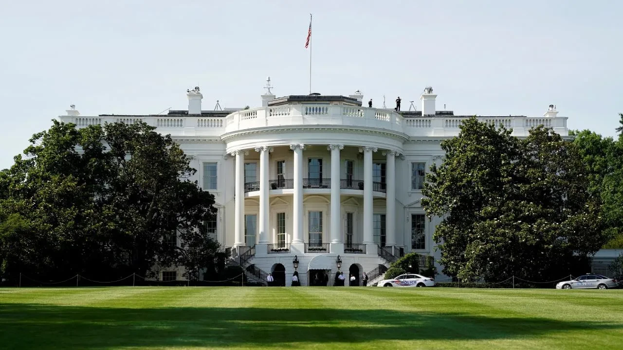 Trump’ın tarife formülü skandalı: Yanlış hesapla vergiler dörde katlandı