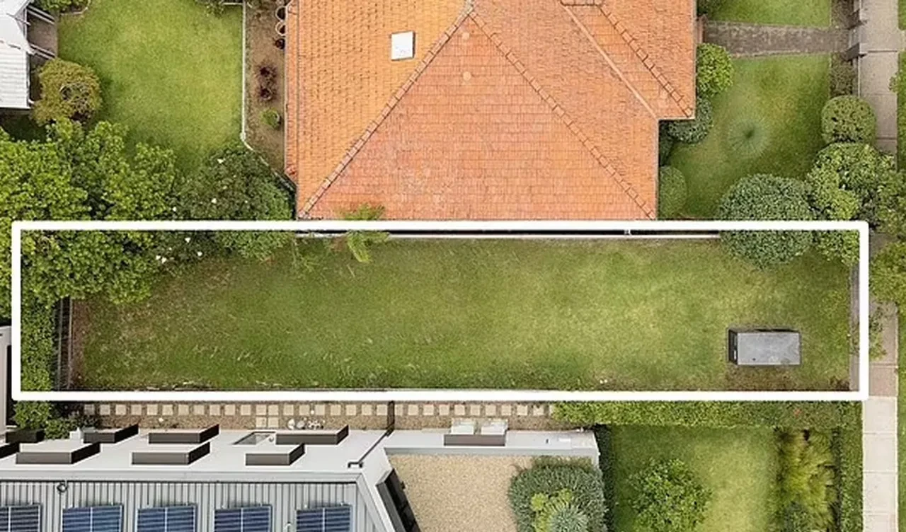 Zengin semtindeki değerli arsa 38 milyon TL indirimle satışta! Ama kimse satın almaya yanaşmıyor