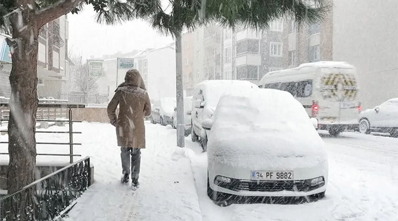 İstanbul’da kar yağacak mı? Gözler Meteoroloji’den gelecek açıklamada