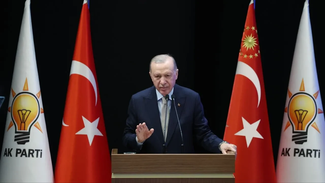 İşte turpun büyüğü! Cem Küçük açıkladı: Bilgi, belge ve tapeler ortaya çıkacak