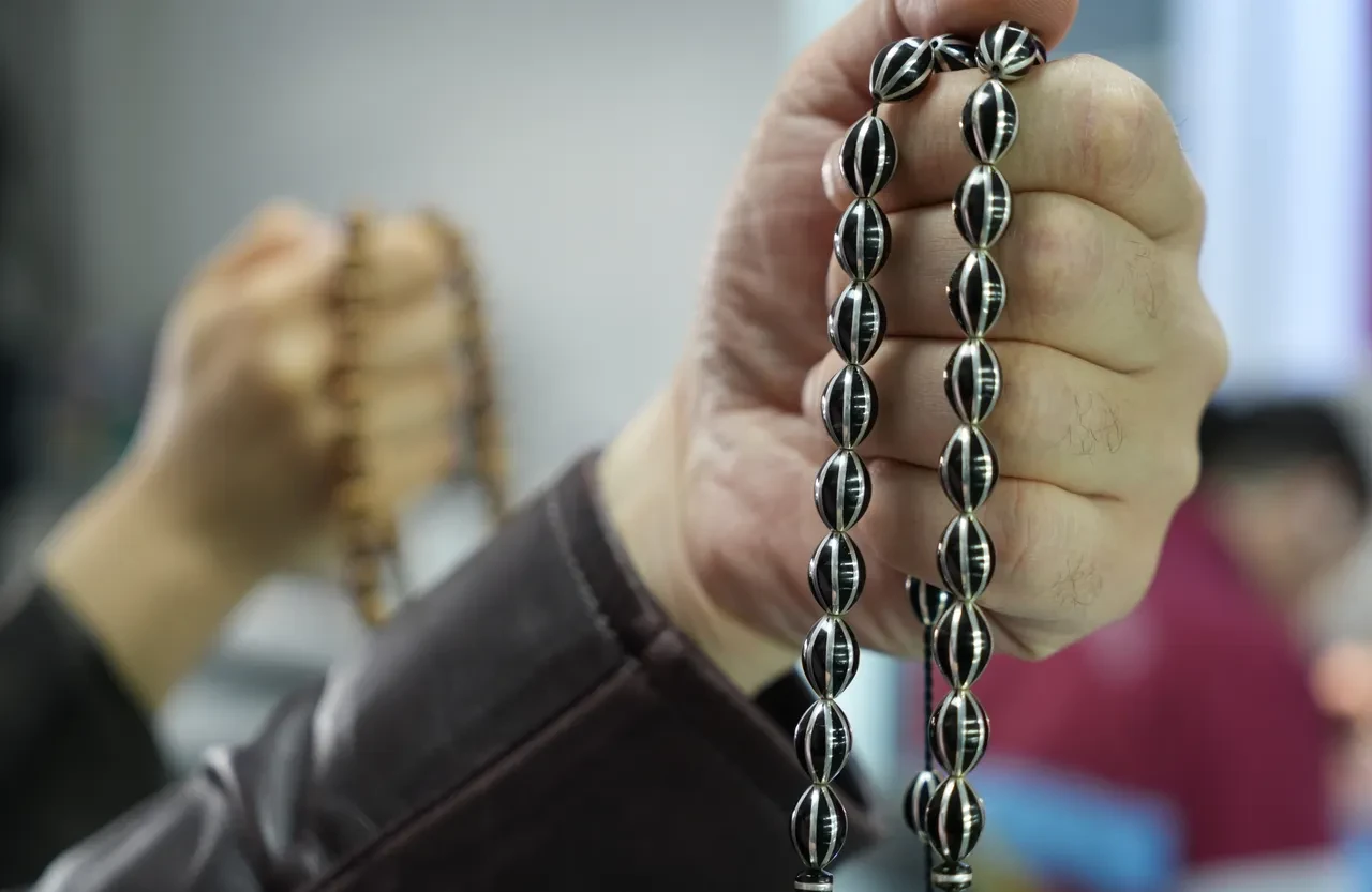 Piyasada 10 bin TL, Erzincan’a 4 ülkeden talep yağıyor! Brezilya’dan getirdiği meyveden üretti