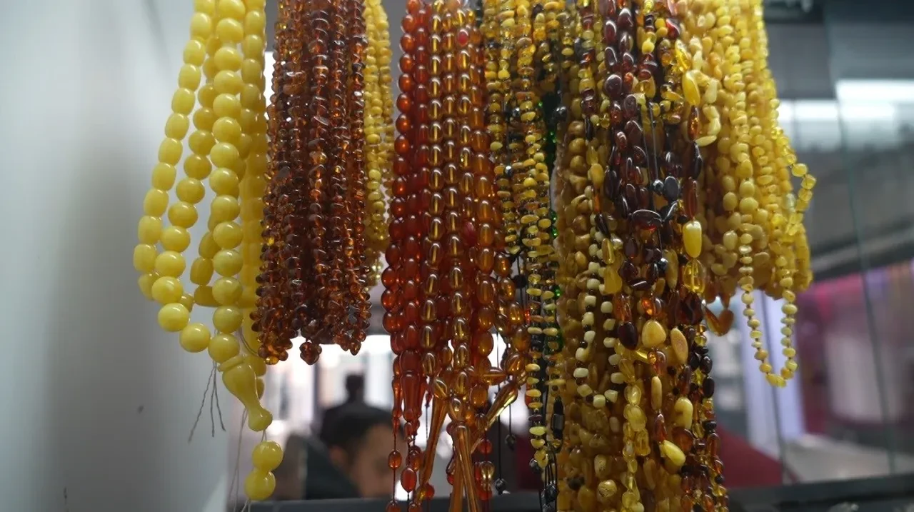 Piyasada 10 bin TL, Erzincan’a 4 ülkeden talep yağıyor! Brezilya’dan getirdiği meyveden üretti