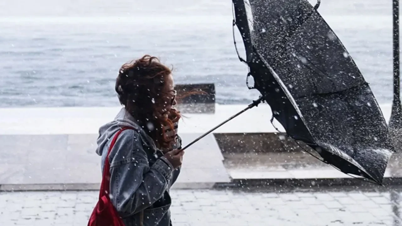 Meteoroloji'den 28 il için sarı kodlu uyarı! Kuvvetli yağış ve fırtınaya dikkat! İşte 1 Mayıs 2025 il il hava durumu