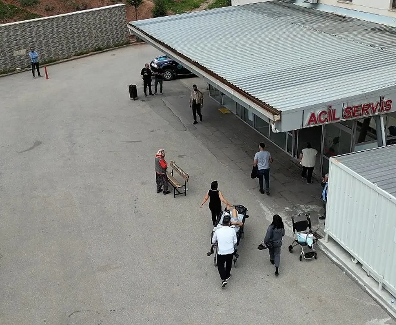 Son dakika | Tunceli Devlet Hastanesi'nde yangın paniği! Hastalar dışarı çıkarıldı