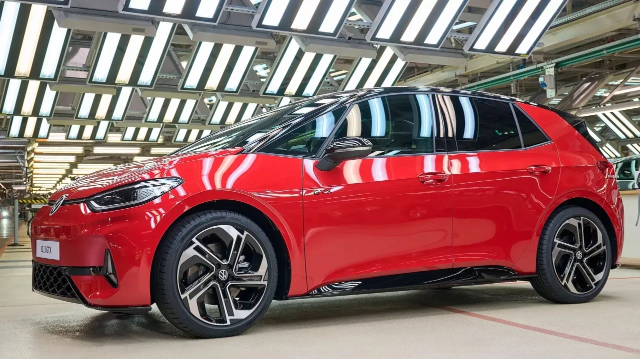 Volkswagen patladı: 1 milyonuncu elektrikli araç banttan indi ama büyük bir sorun var