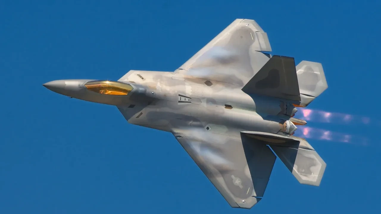 ABD'nin hayalet uçakları tehlikede: Çin, F-35 ve F-22'leri tespit edebilecek cihaz geliştirdi