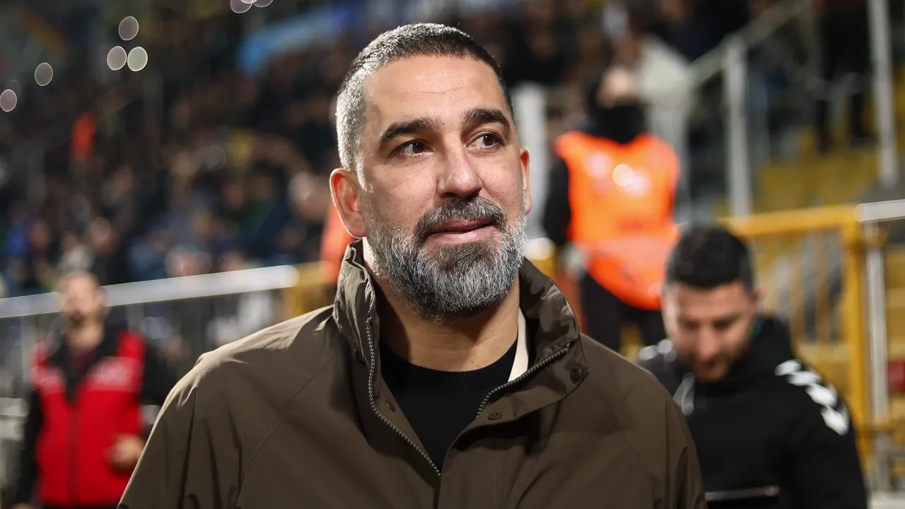 Arda Turan Eyüpspor'dan ayrılıyor! Yeni takımı ile anlaşma sağlandı