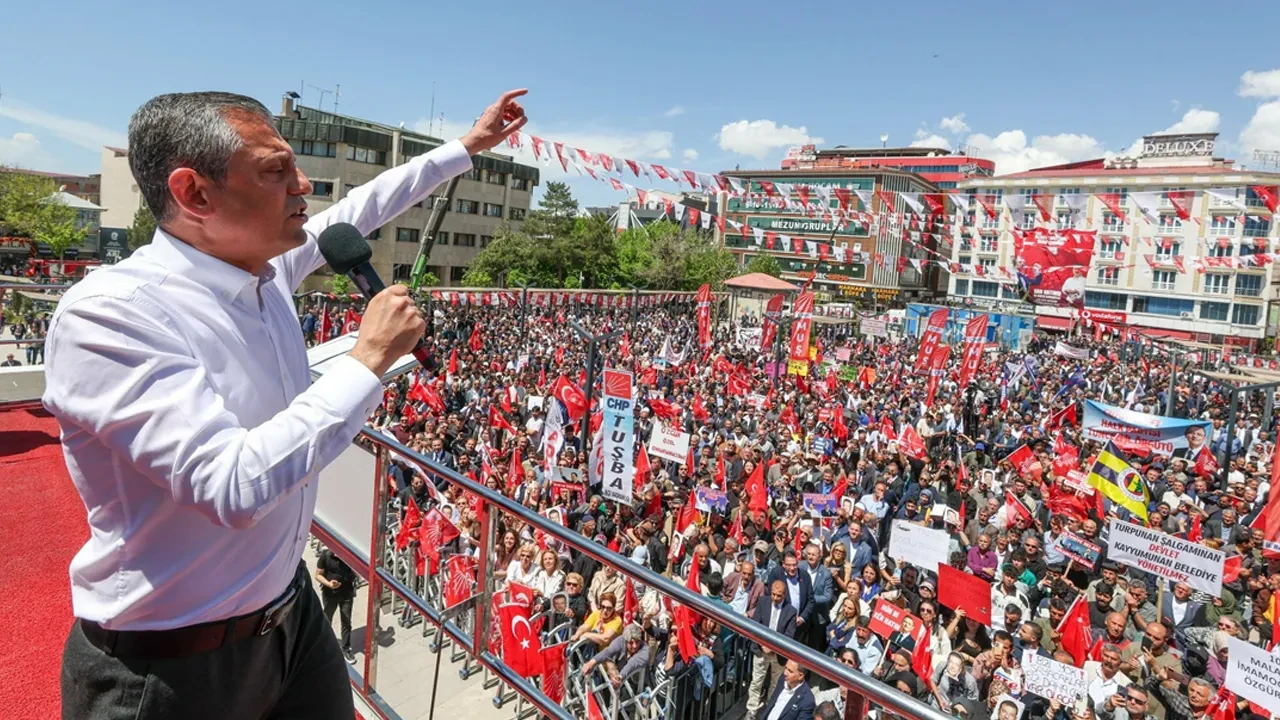 CHP nerede hata yapıyor? Barış Yarkadaş Van mitingindeki detayı açıkladı