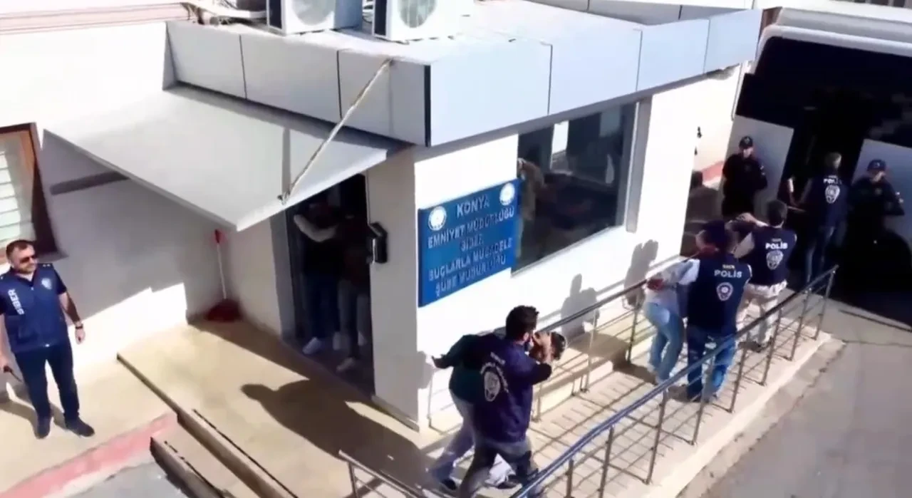 Dolandırıcılara 10 ilde büyük operasyon! 89 milyon 250 bin TL'lik vurgun yapmışlar!