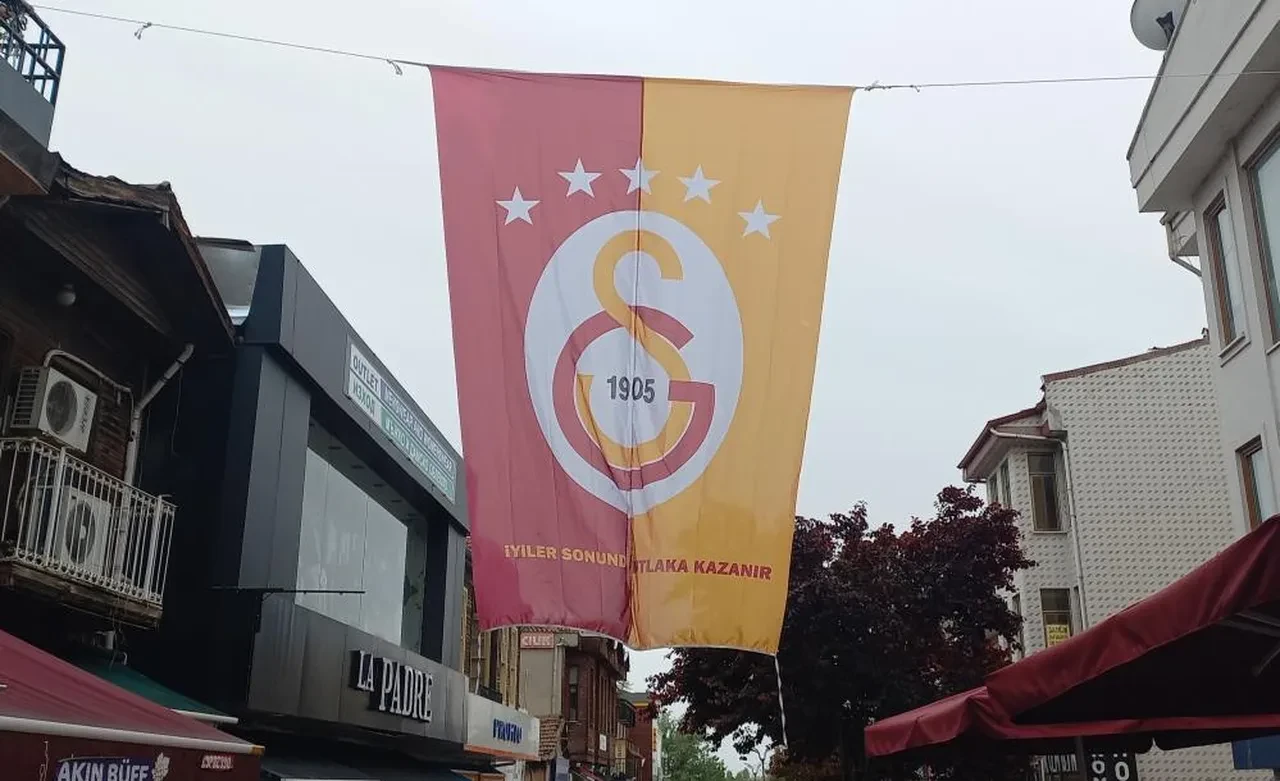 Galatasaray'ın 25. şampiyonluğu için hazırlandılar