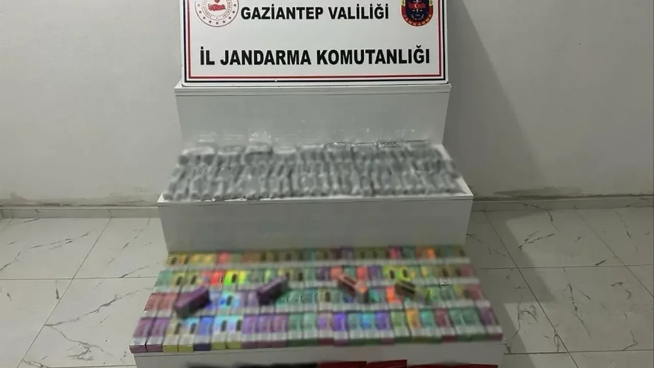 Gaziantep'te uyuşturucu ve kaçakçılık operasyonu: 21 kişi tutuklandı