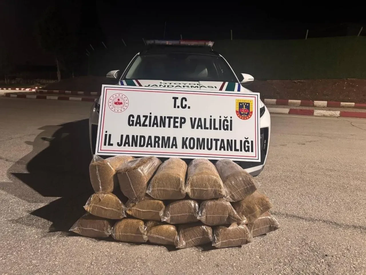 Gaziantep'te uyuşturucu ve kaçakçılık operasyonu: 21 kişi tutuklandı