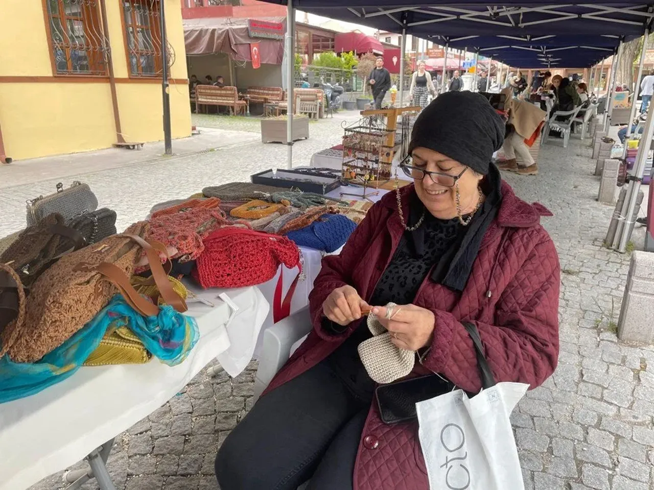 Hobisini mesleğe dönüştürdü! 60 yaşında kendi işinin patronu oldu