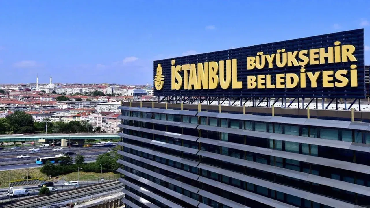 İBB yolsuzluk soruşturmasında yeni gelişme! Firari Murat Gülibrahimoğlu'na yakalama kararı