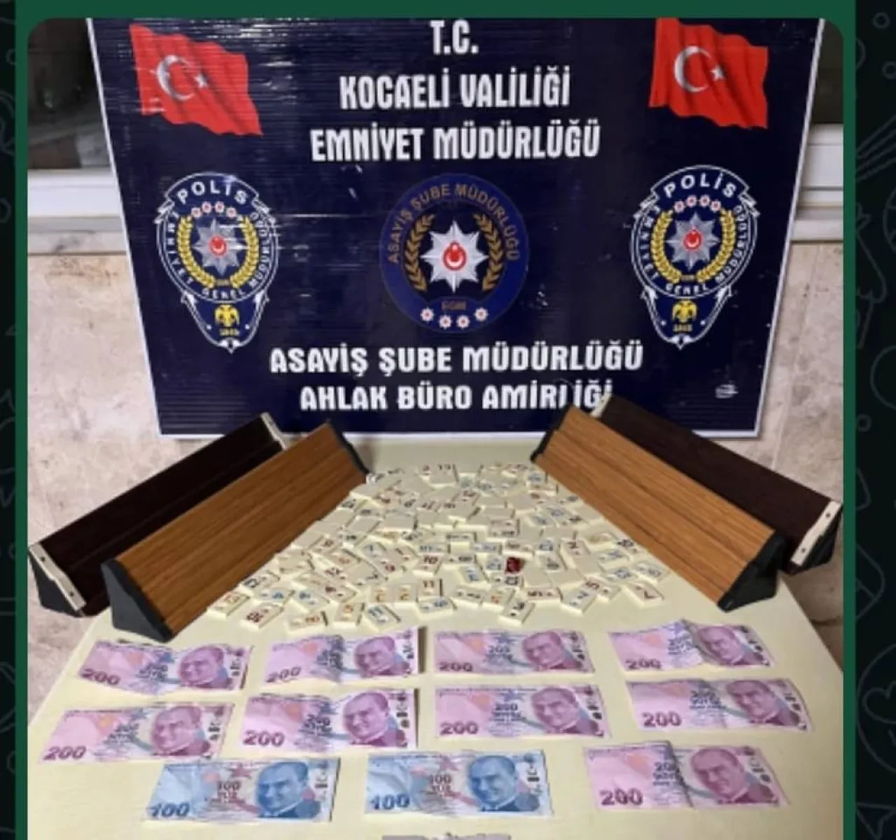 Kocaeli'de kumar oynayan 3 kişiye 27 bin 741 lira ceza kesildi