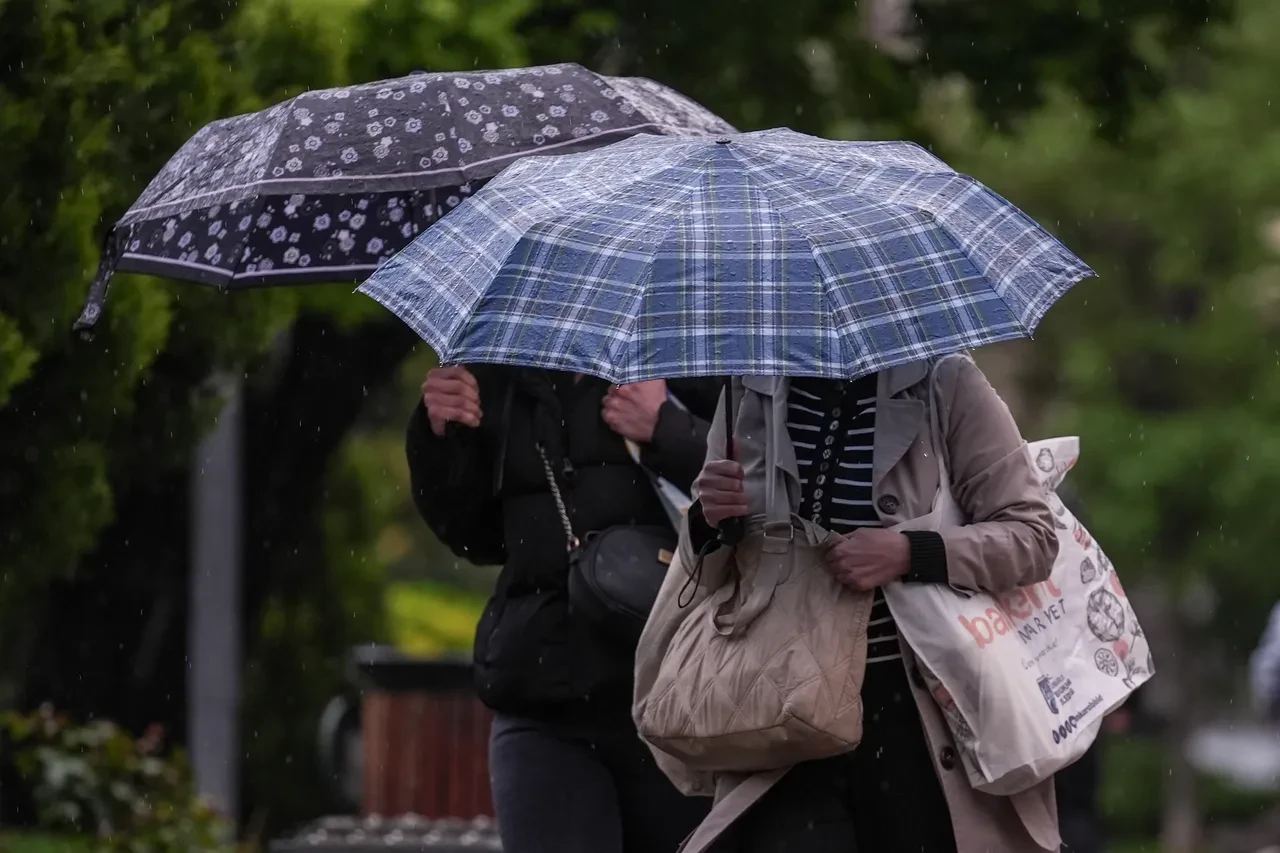 Meteoroloji 23 ile sarı kodlu uyarı verdi! Bahar havasına yağış molası! İşte 10 Mayıs Cumartesi hava durumu