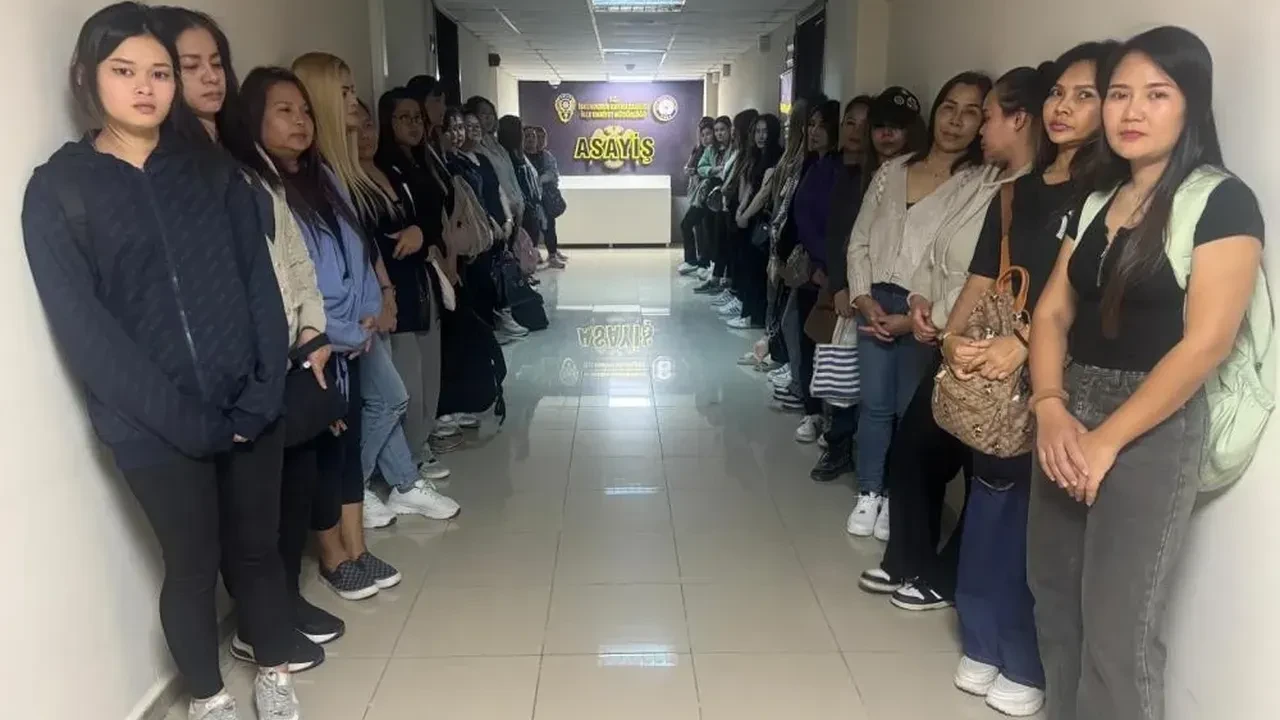 SPA ve masaj salonlarında kaçak çalıştırılan 36 yabancı uyruklu kadın yakalandı