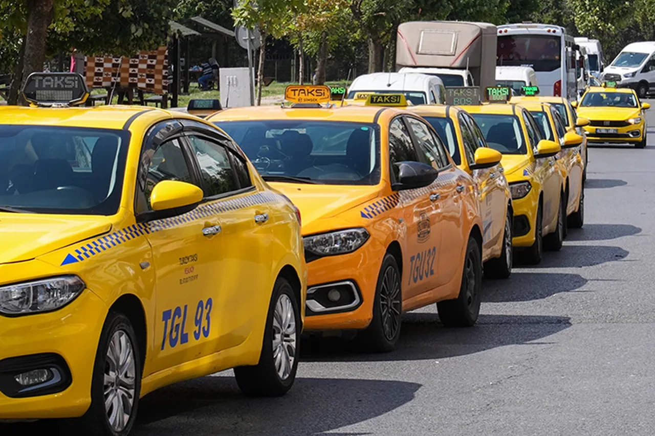 Taksilerde yeni dönem başlıyor! KDV oranları değişiyor: İTEO Başkanı Eyüp Aksu açıkladı