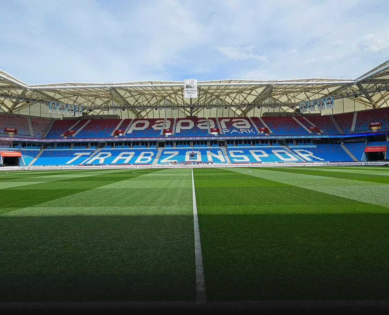 Galatasaray Trabzonspor'u da devirdi: Aslan'dan şampiyonluk pençesi! 