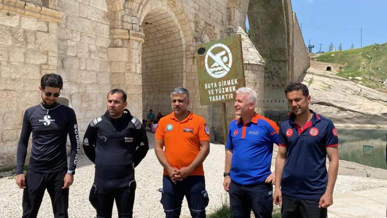 15 yaşındaki çocuğun feci ölümü! Fotoğraf hevesi sonu oldu