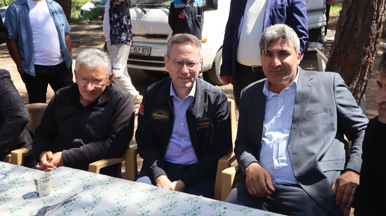 Anneler Gününü halaylarla kutladılar: Hemşeriler piknikte buluştu!