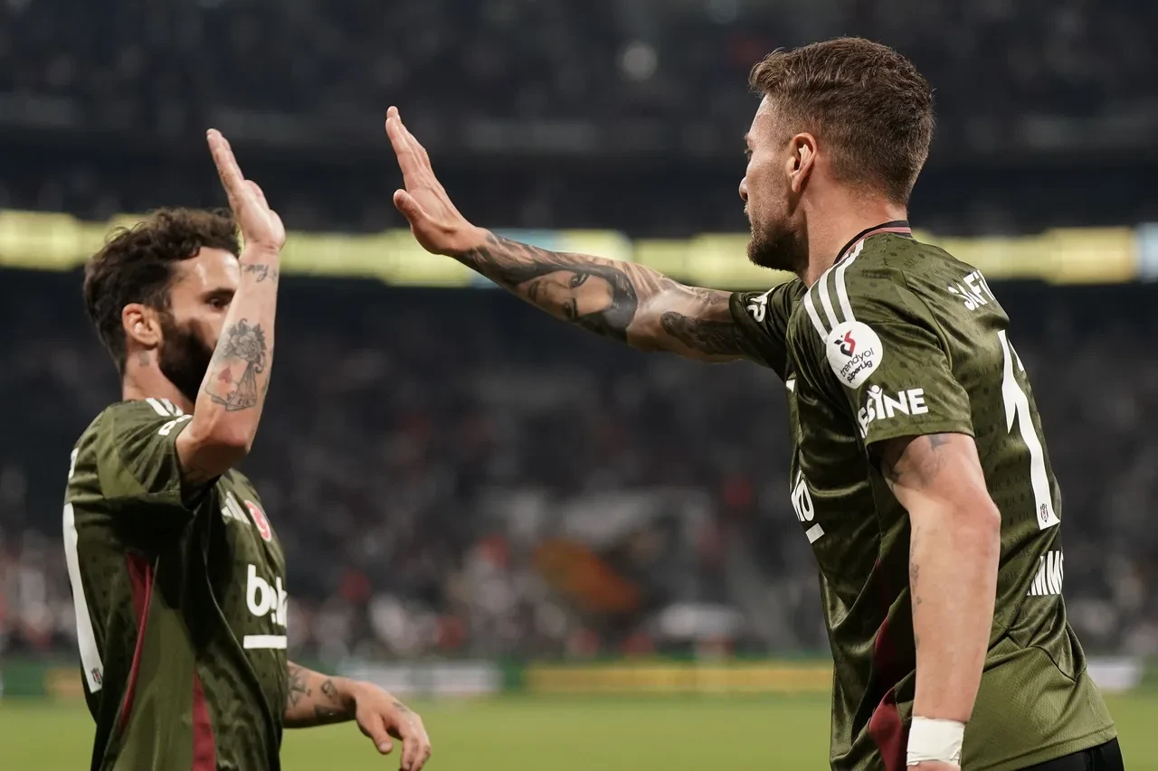 Beşiktaş Adana Demirspor maç sonucu kaç kaç? Kartal yıktı geçti