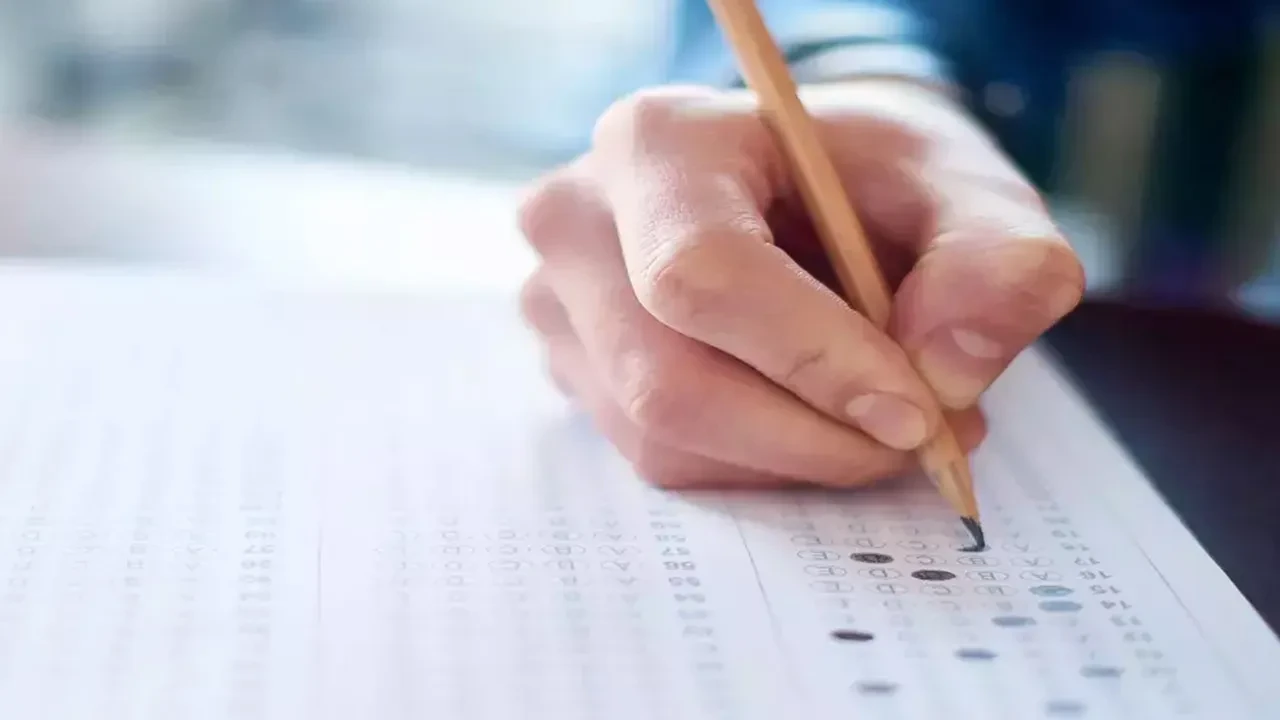 CC Nedir, Ne Demek? Üniversitede CC Harf Notunun Karşılığı Kaç Puan, Sınıfta Kalınır Mı?