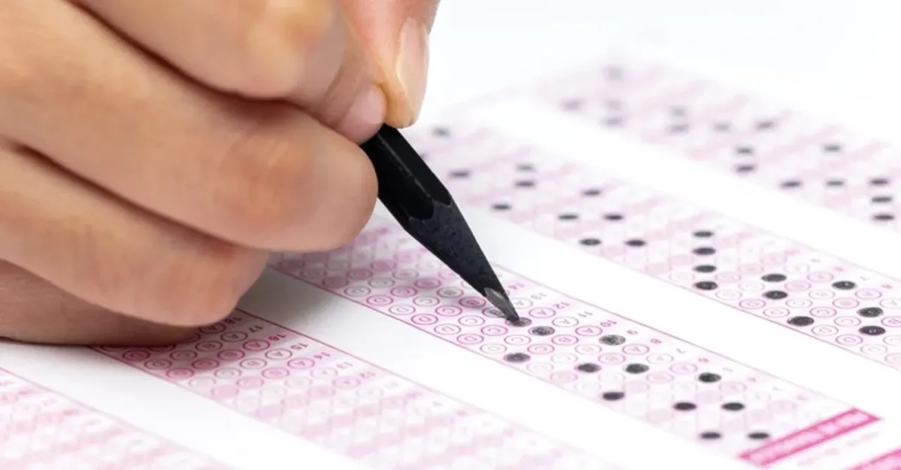 CC Nedir, Ne Demek? Üniversitede CC Harf Notunun Karşılığı Kaç Puan, Sınıfta Kalınır Mı?