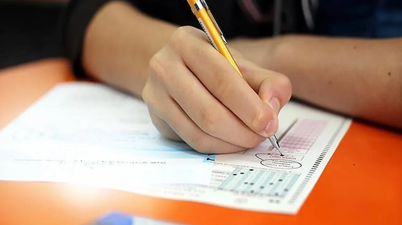 DC ile Geçilir Mi, Ne Demek? Üniversitede DC Harf Notunun Karşılığı Kaç Puan?