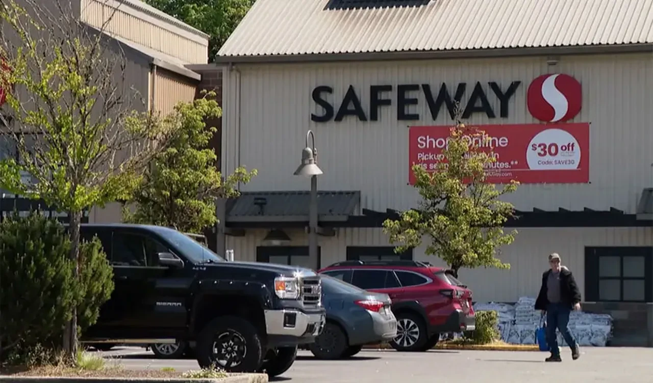 Eşiyle 60'ncı yıl dönümünü kutlamak için markete girdi! 1 saat sonra hayatını kaybetti