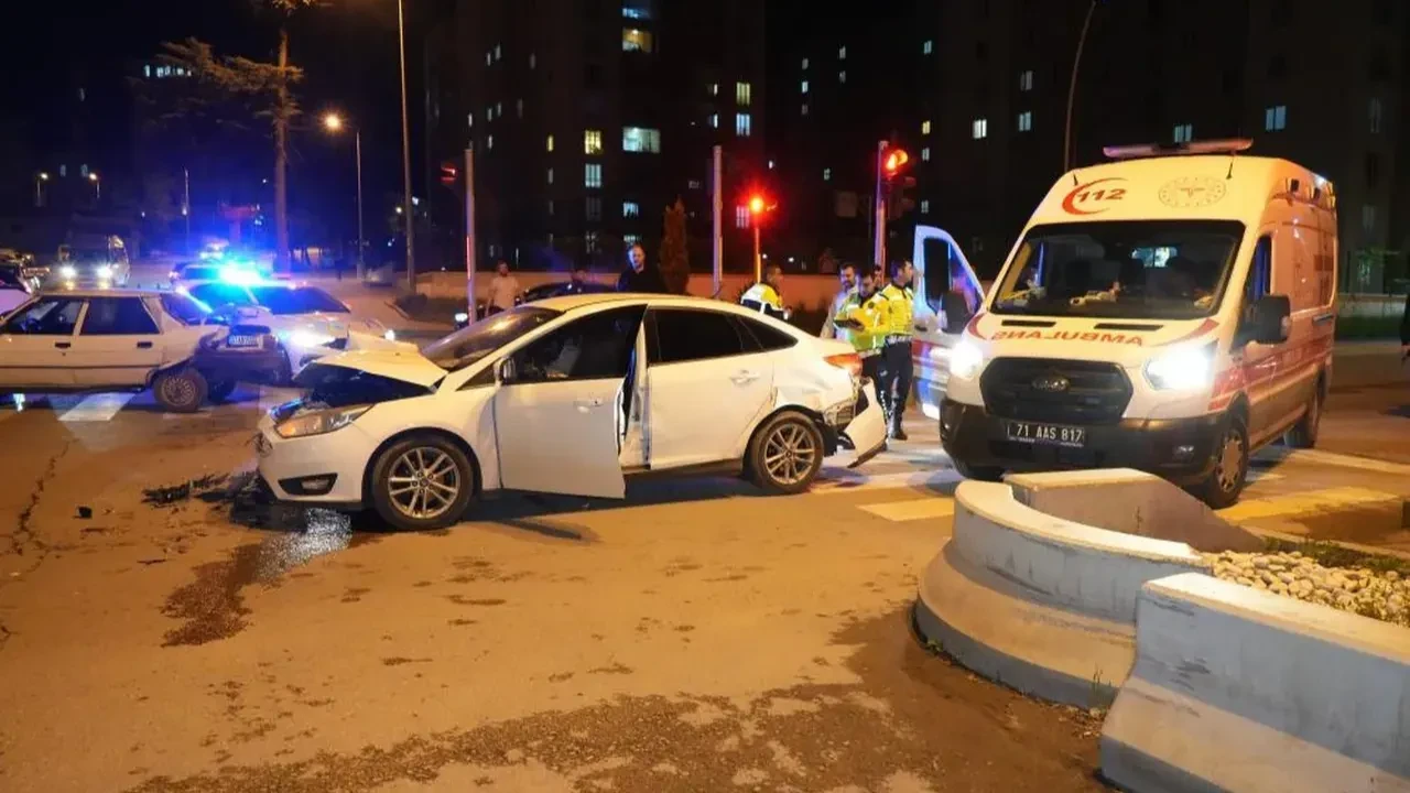 Kırıkkale'de zincirleme trafik kazası!