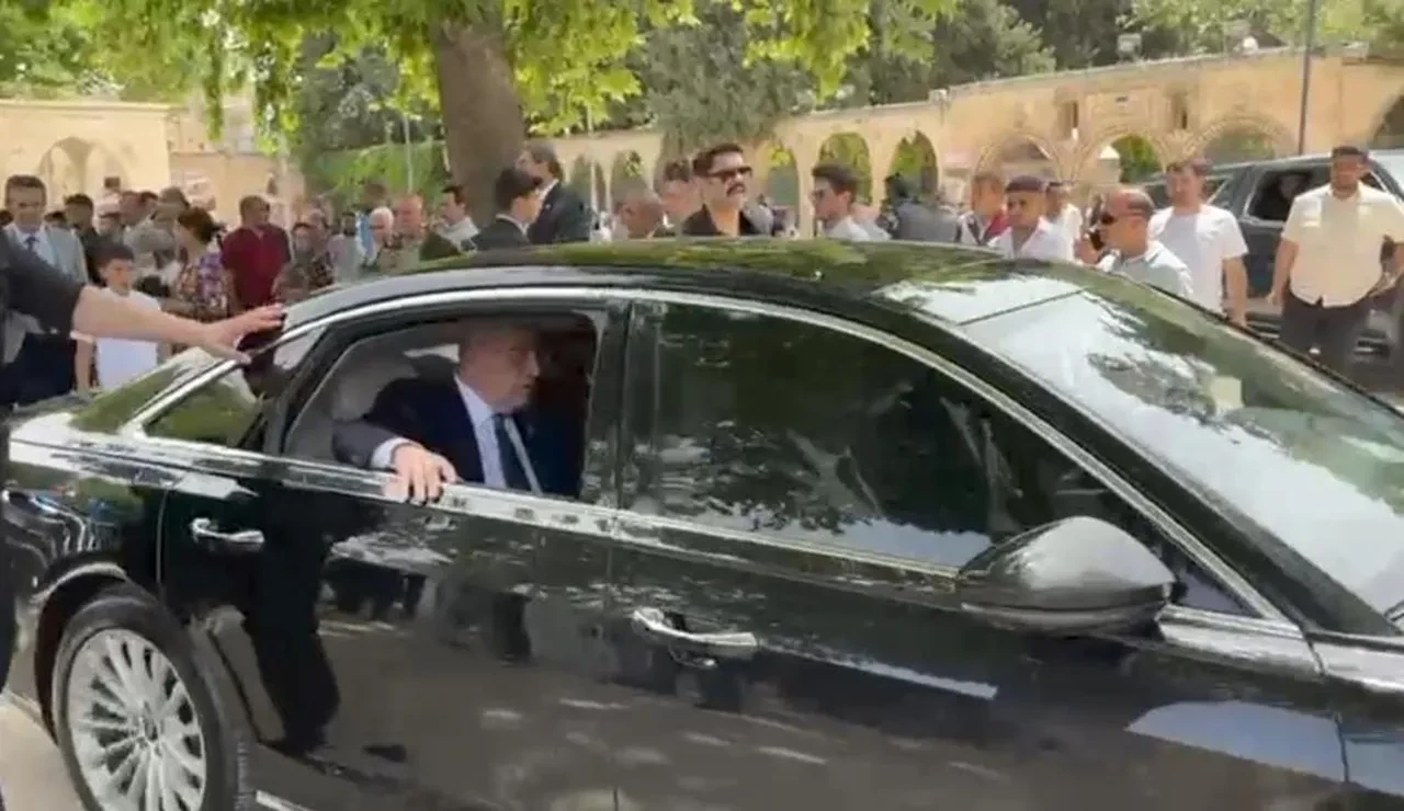 Müsavat Dervişoğlu'ndan tepki çeken hareket! Balıklıgöl'e makam aracıyla girdi