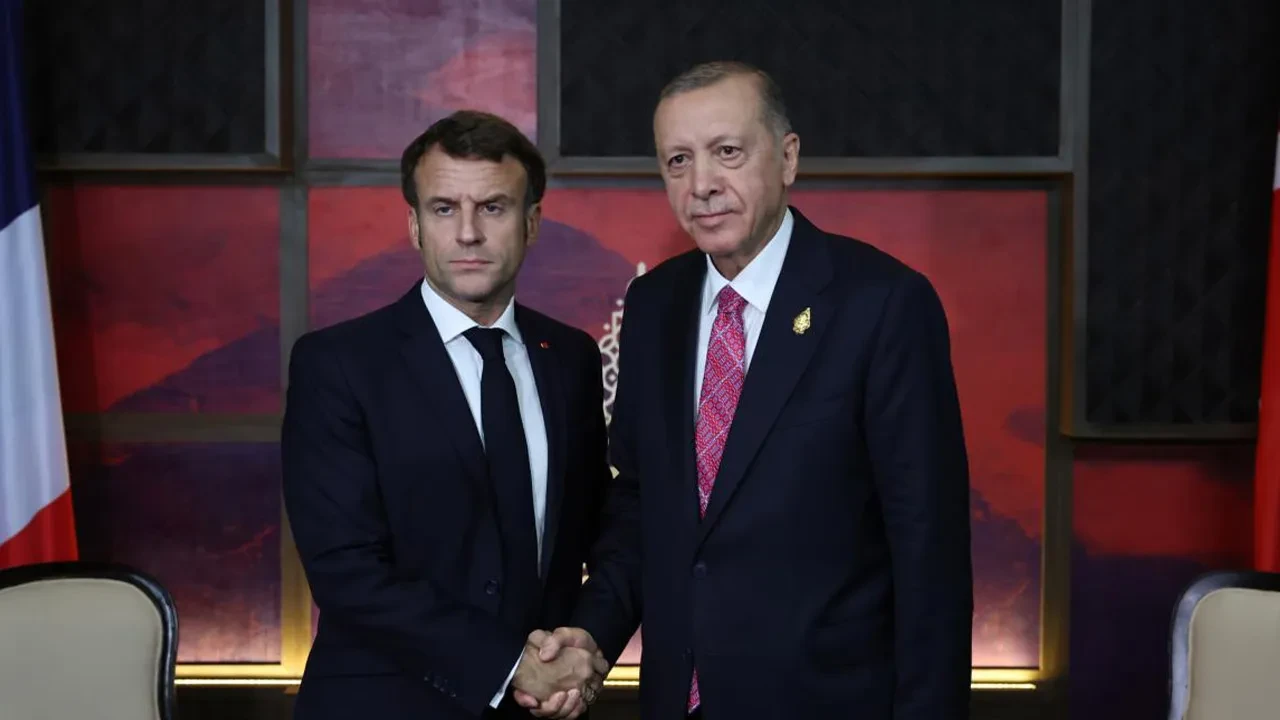 Son dakika | Cumhurbaşkanı Erdoğan'dan barış için diplomasi trafiği: Önce Macron sonra Putin ile görüştü