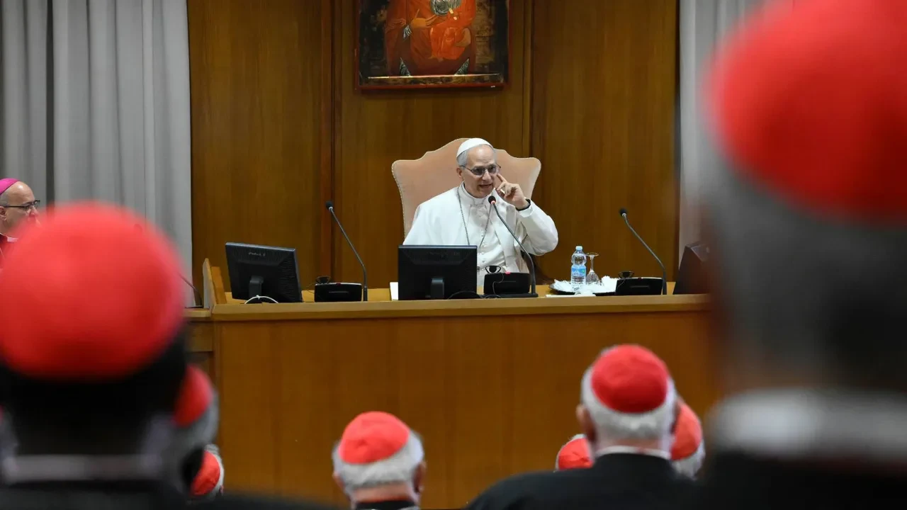 Yeni Papa 14. Leo'dan dikkat çeken uyarı: İnsan onuru, adaleti ve emeği için tehdit!