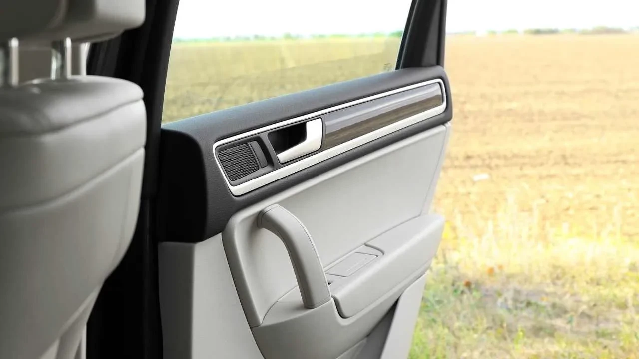 Arabaya biner binmez bu tuşa sakın basmayın! Hem zarar veriyor hem de yakıtı su gibi içiyor