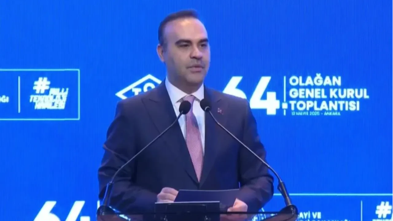 Bakan Kacır duyurdu: Cumhuriyet tarihinin rekoru kırıldı!
