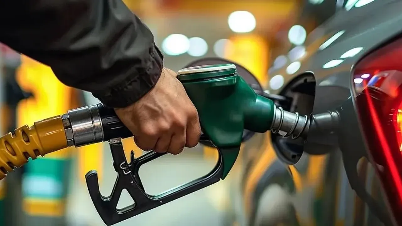 Benzine ne zaman zam gelecek? Motorin ve benzin son durumu merak ediliyor