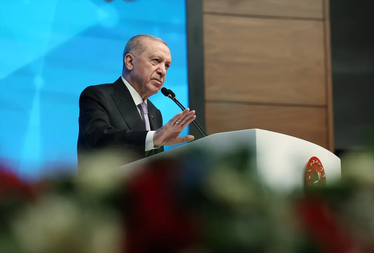 Cumhurbaşkanı Erdoğan 'Yapanın yanına kar kalmayacak' diyerek duyurdu! 'Tepelerine bineceğiz'