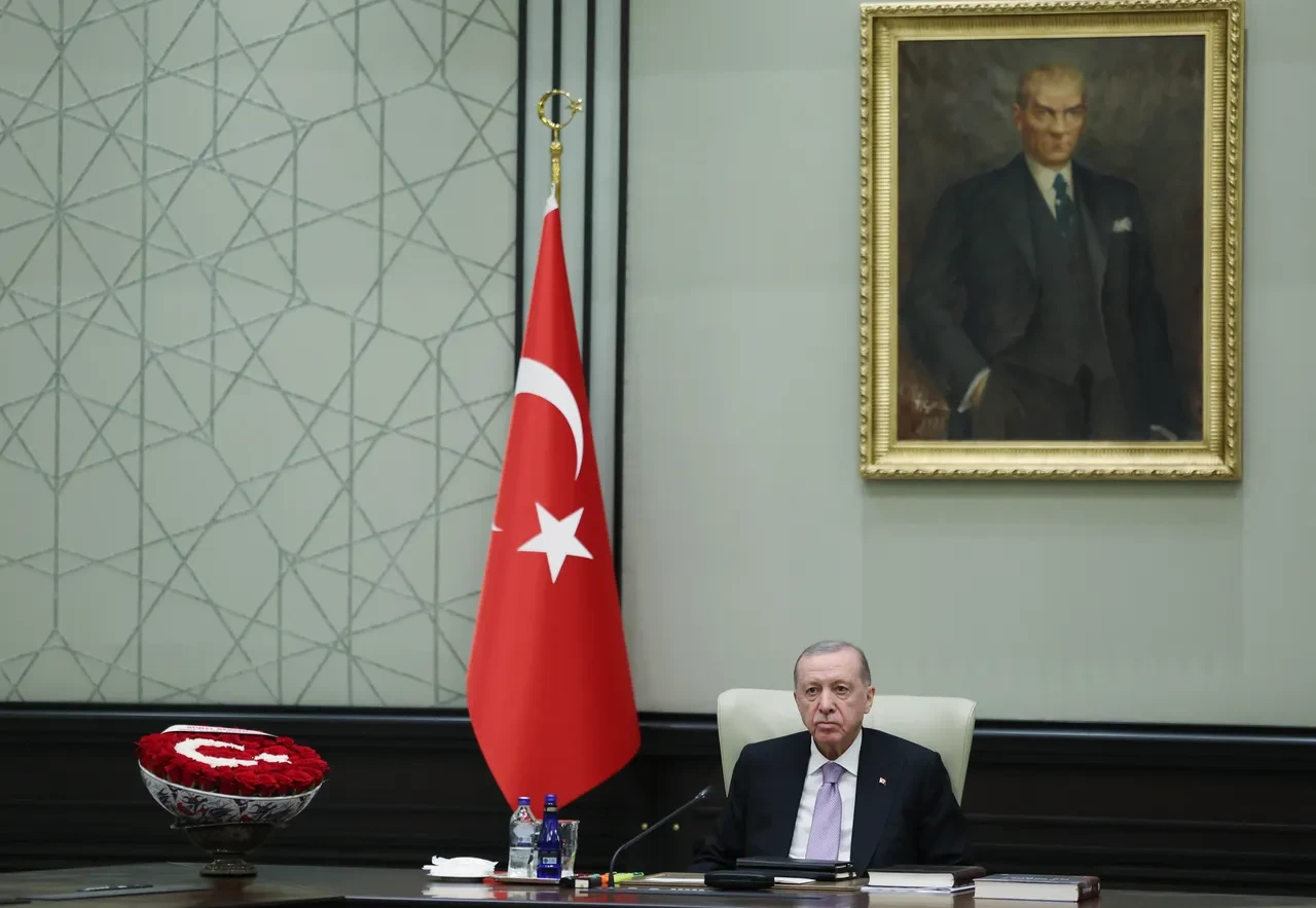 Cumhurbaşkanı Erdoğan'dan PKK'nın fesih kararı sonrası ilk açıklama: 'Kritik eşik aşıldı'