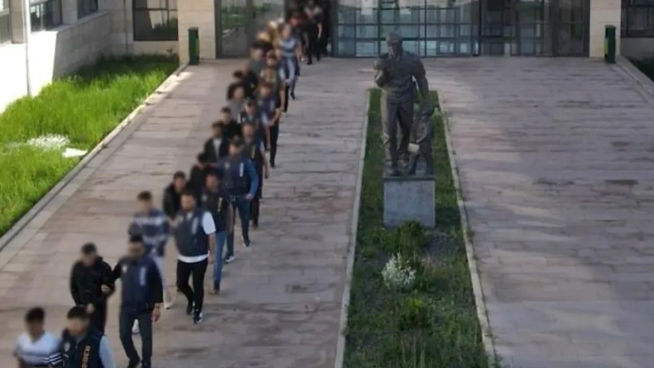 Cumhuriyet tarihinin en büyük operasyonu! 4 milyar TL'lik vurgun yapmışlar