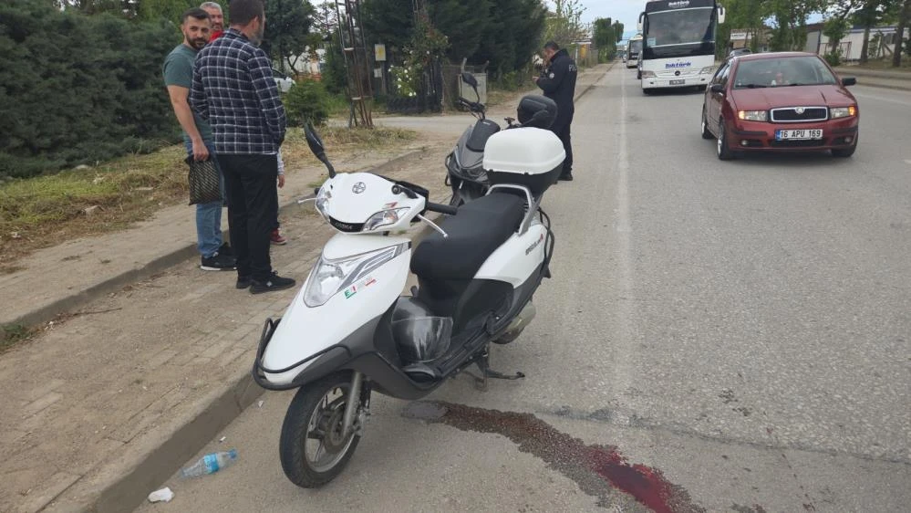 Motosiklet kazasında baba ile oğlu yaralandı