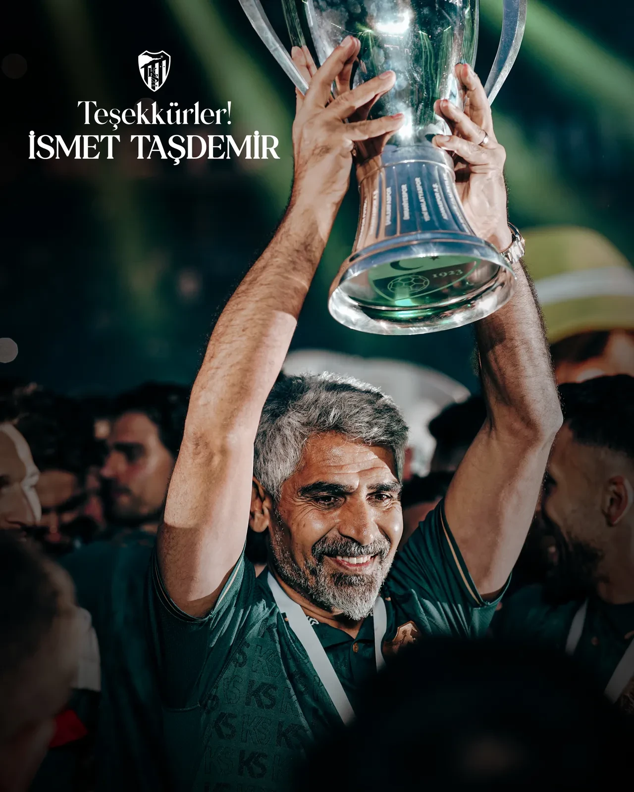 Kocaelispor şampiyon hoca İsmet Taşdemir ile yollarını resmen ayırdı