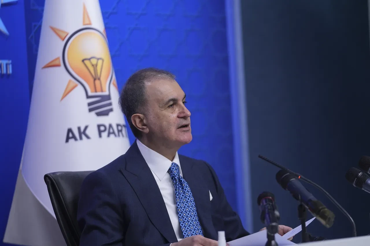 PKK fesih kararı aldı, AK Parti'den ilk açıklama geldi: Dönüm noktası olacak